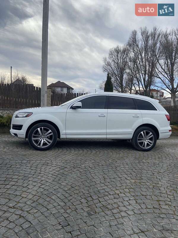 Внедорожник / Кроссовер Audi Q7 2015 в Тернополе