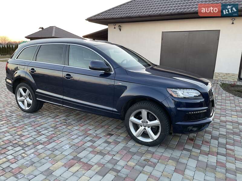 Внедорожник / Кроссовер Audi Q7 2013 в Киеве