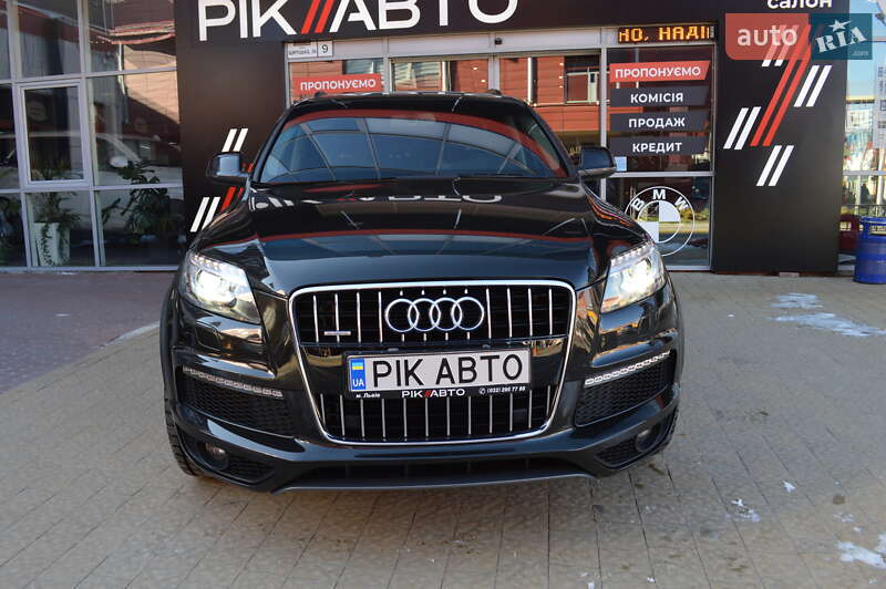 Позашляховик / Кросовер Audi Q7 2013 в Львові
