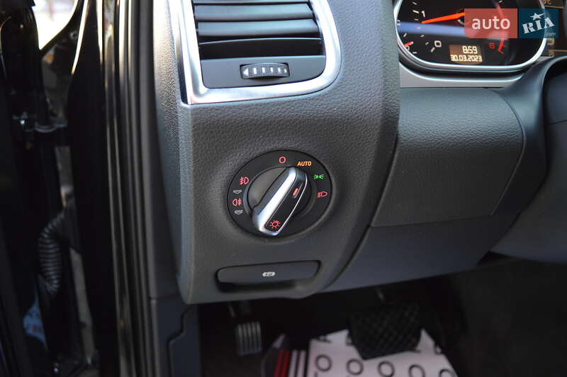 Позашляховик / Кросовер Audi Q7 2013 в Львові