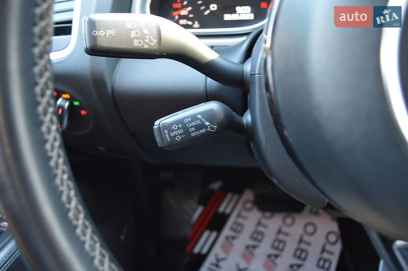 Позашляховик / Кросовер Audi Q7 2013 в Львові