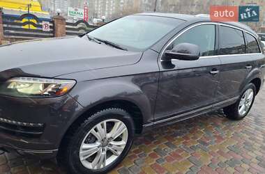 Внедорожник / Кроссовер Audi Q7 2014 в 