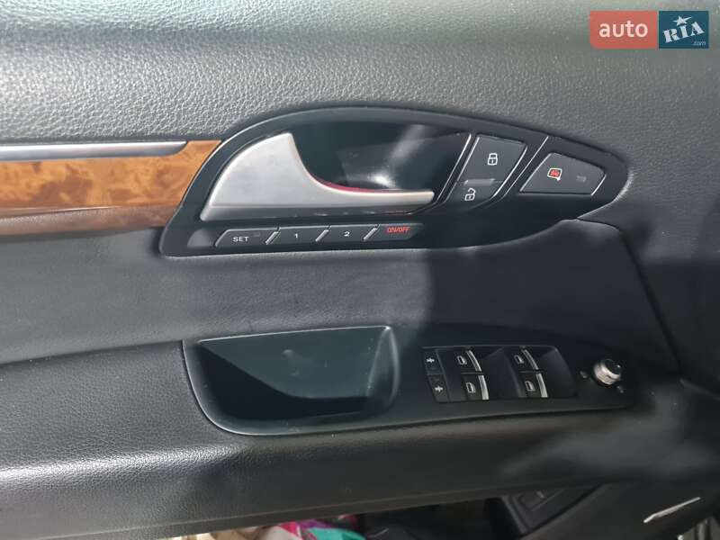 Внедорожник / Кроссовер Audi Q7 2014 в Тернополе