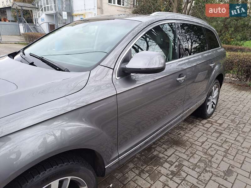 Позашляховик / Кросовер Audi Q7 2015 в Львові