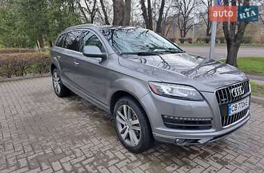 Позашляховик / Кросовер Audi Q7 2015 в 