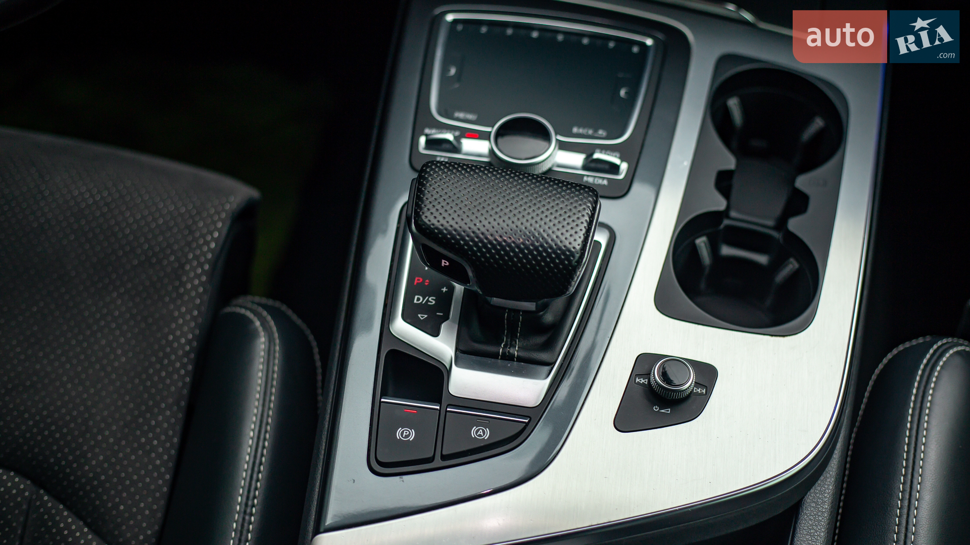 2016 Audi Q7 - мініатюра 12