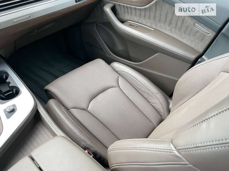 Позашляховик / Кросовер Audi Q7 2018 в Тернополі фото 16 Позашляховик / Кросовер Audi Q7 2018 в Тернополі