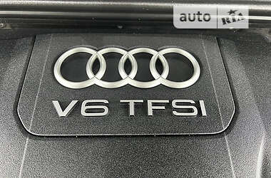 Внедорожник / Кроссовер Audi Q7 2017 в 
