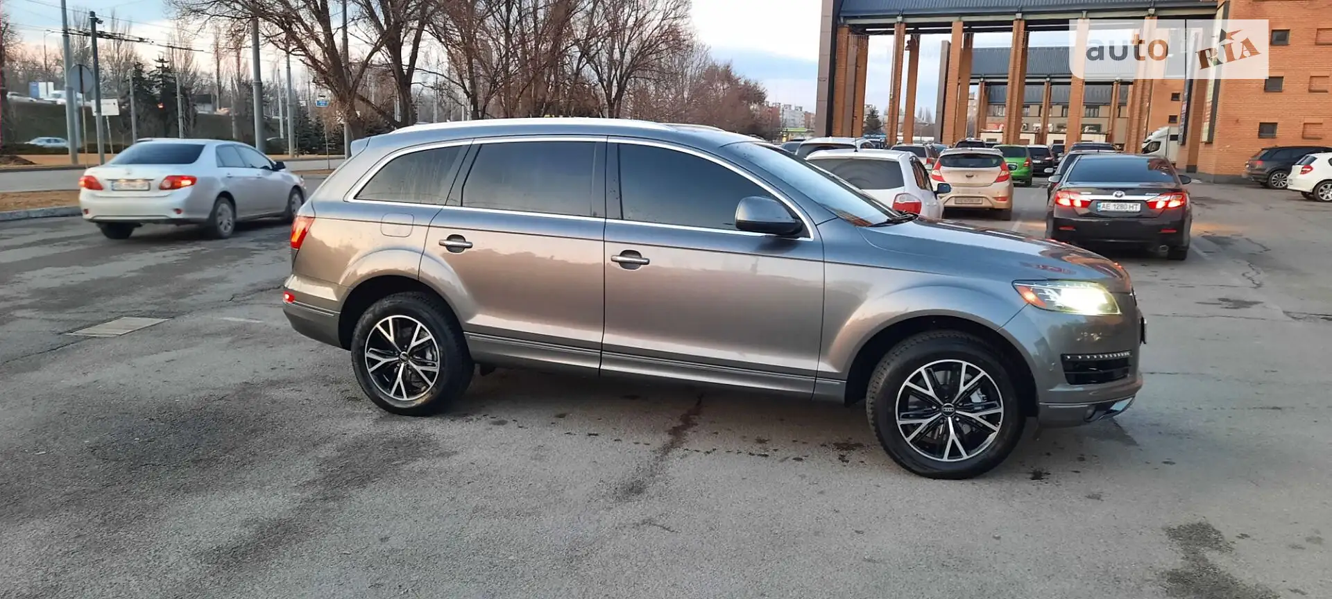 2011 Audi Q7 - мініатюра 4