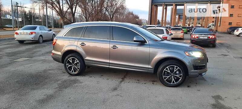 Внедорожник / Кроссовер Audi Q7 2011 в Южном фото 4 Внедорожник / Кроссовер Audi Q7 2011 в Южном