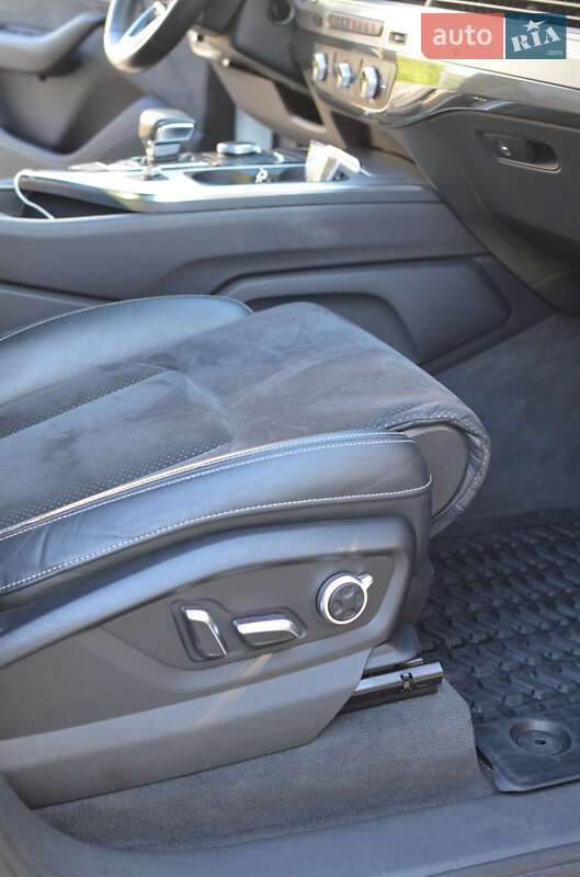 Внедорожник / Кроссовер Audi Q7 2018 в Луцке