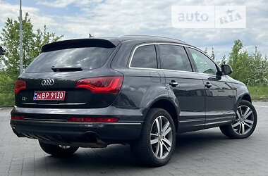 Внедорожник / Кроссовер Audi Q7 2012 в 