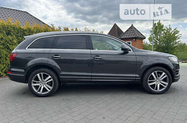 Внедорожник / Кроссовер Audi Q7 2012 в 