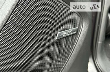 Внедорожник / Кроссовер Audi Q7 2012 в 
