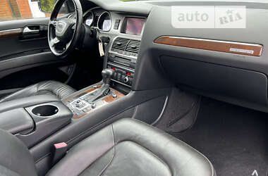 Внедорожник / Кроссовер Audi Q7 2012 в 