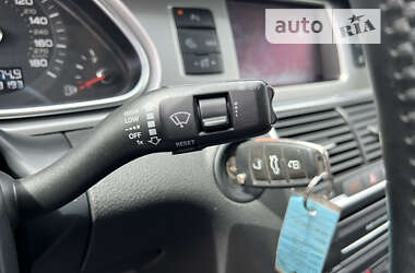 Внедорожник / Кроссовер Audi Q7 2012 в 