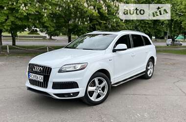 Позашляховик / Кросовер Audi Q7 2013 в Луцьку