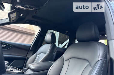 Внедорожник / Кроссовер Audi Q7 2017 в 
