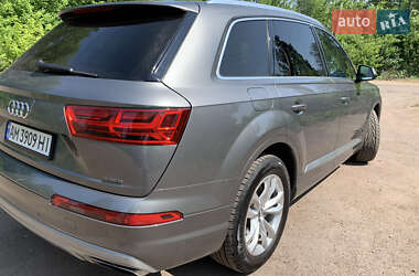 Внедорожник / Кроссовер Audi Q7 2016 в Житомире