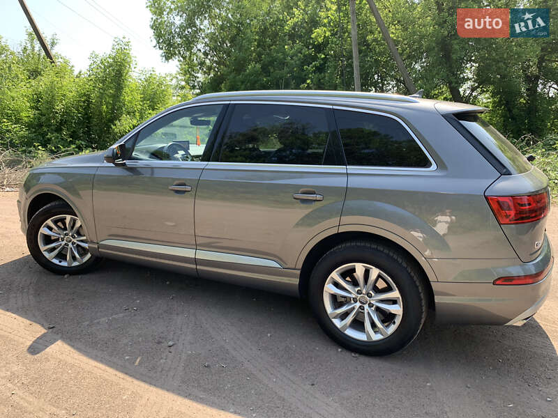 Внедорожник / Кроссовер Audi Q7 2016 в Житомире