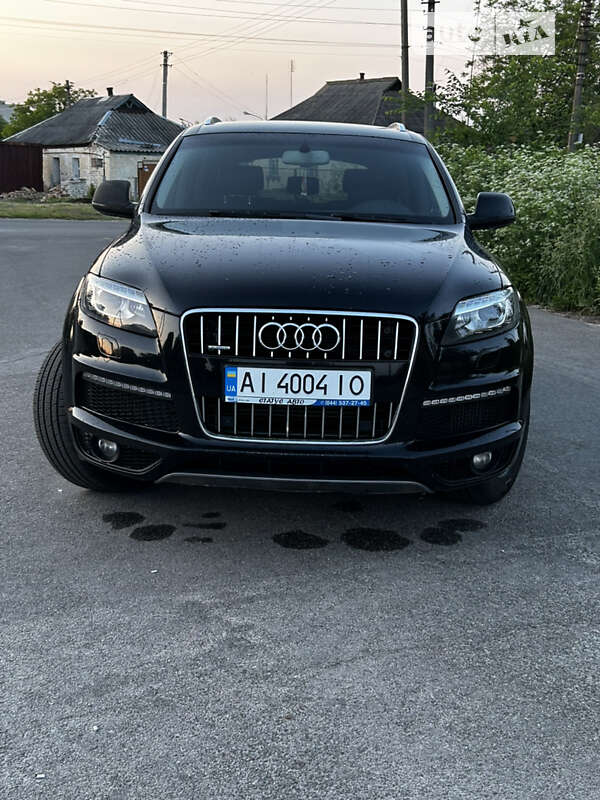 Внедорожник / Кроссовер Audi Q7 2010 в Мироновке