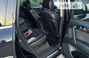 Внедорожник / Кроссовер Audi Q7 2010 в 