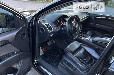 Внедорожник / Кроссовер Audi Q7 2010 в 