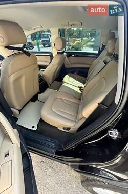 Внедорожник / Кроссовер Audi Q7 2010 в 