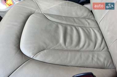Внедорожник / Кроссовер Audi Q7 2010 в 