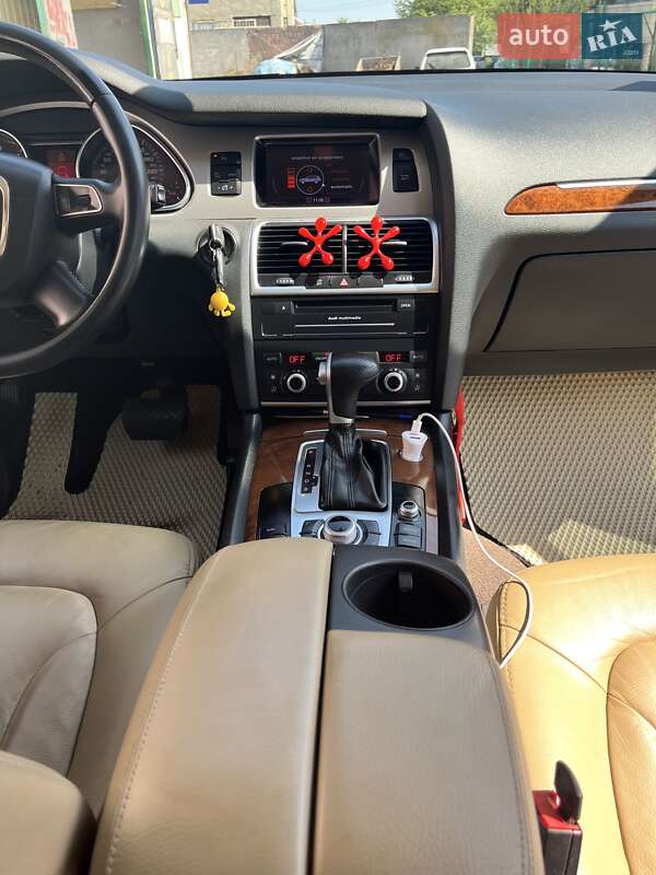 Внедорожник / Кроссовер Audi Q7 2010 в Рава-Русской фото 31 Внедорожник / Кроссовер Audi Q7 2010 в Рава-Русской