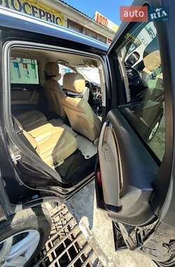 Внедорожник / Кроссовер Audi Q7 2010 в 