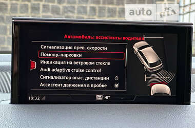 Позашляховик / Кросовер Audi Q7 2017 в 