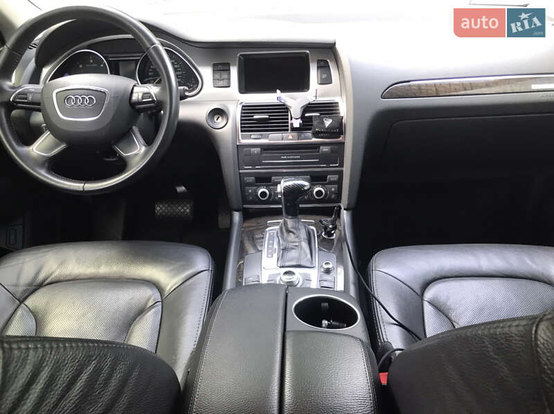 Внедорожник / Кроссовер Audi Q7 2013 в Виннице