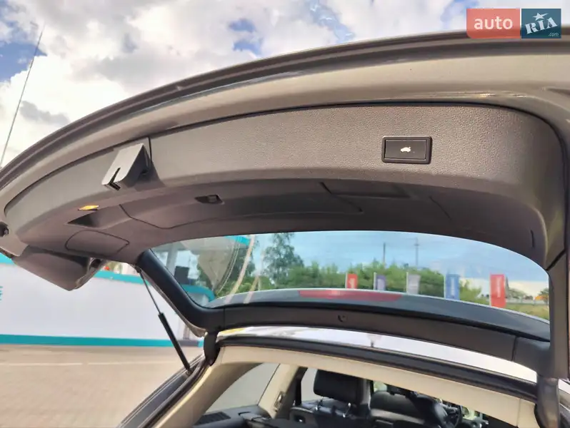 Внедорожник / Кроссовер Audi Q7 2010 в 