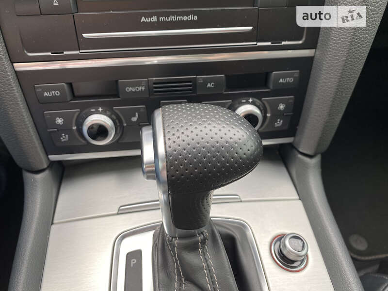 Внедорожник / Кроссовер Audi Q7 2012 в Ромнах