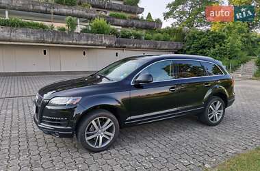 Внедорожник / Кроссовер Audi Q7 2015 в 