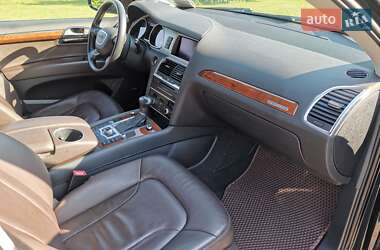 Внедорожник / Кроссовер Audi Q7 2015 в 