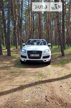 Позашляховик / Кросовер Audi Q7 2014 в Кобеляках