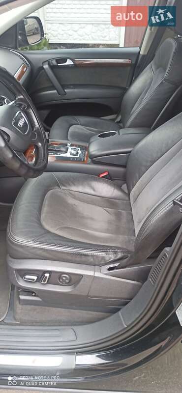 Внедорожник / Кроссовер Audi Q7 2013 в Одессе