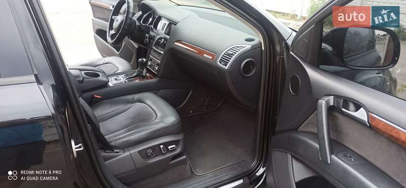 Внедорожник / Кроссовер Audi Q7 2013 в Одессе