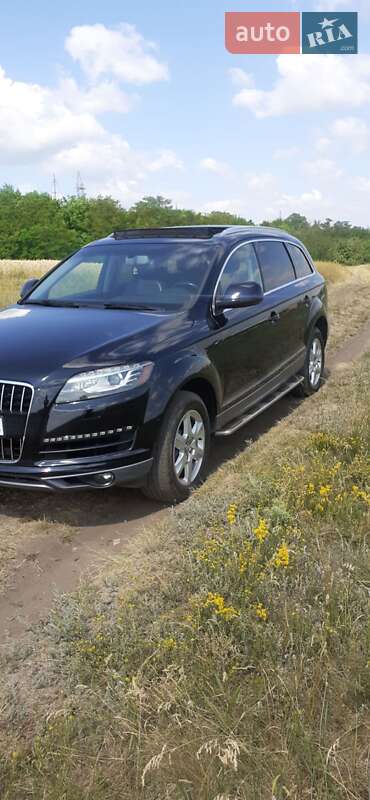 Позашляховик / Кросовер Audi Q7 2011 в Гайвороні