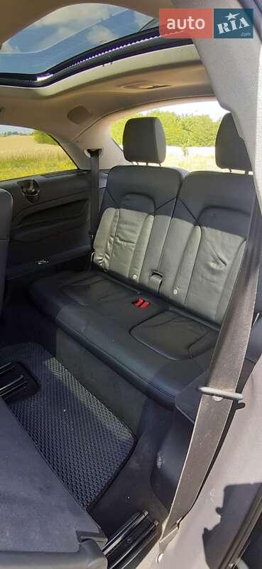Позашляховик / Кросовер Audi Q7 2011 в Гайвороні
