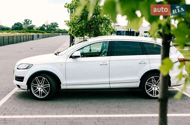 Внедорожник / Кроссовер Audi Q7 2012 в Мукачево