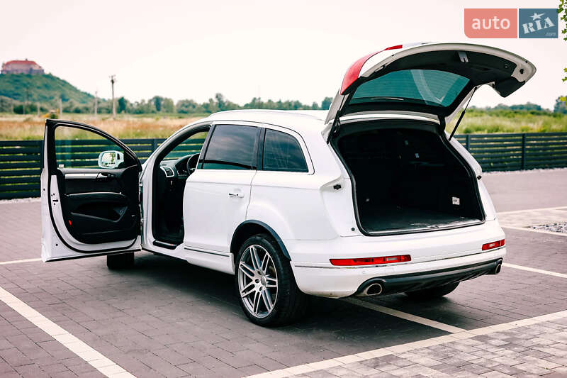 Внедорожник / Кроссовер Audi Q7 2012 в Мукачево