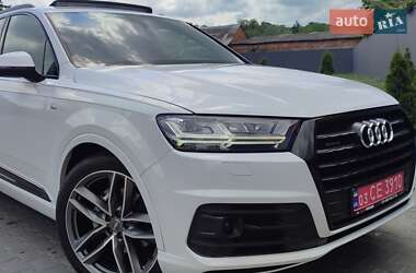 Внедорожник / Кроссовер Audi Q7 2016 в Черновцах