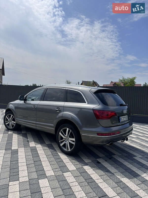 Audi Q7 2015