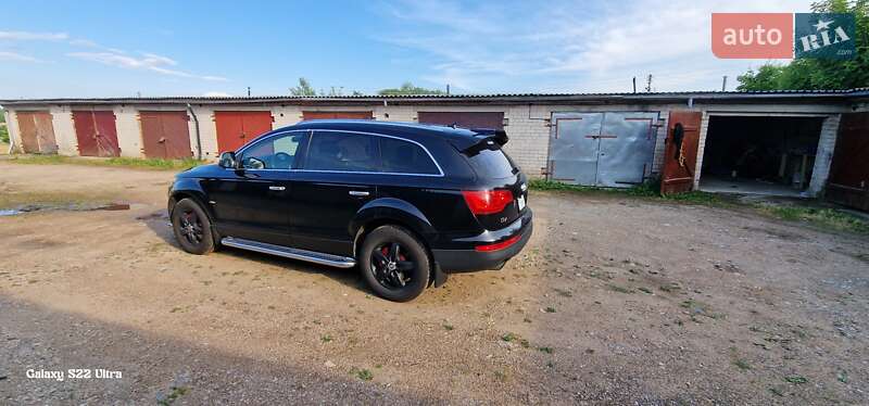 Позашляховик / Кросовер Audi Q7 2006 в Покровську