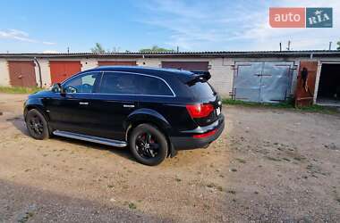 Внедорожник / Кроссовер Audi Q7 2006 в Покровске