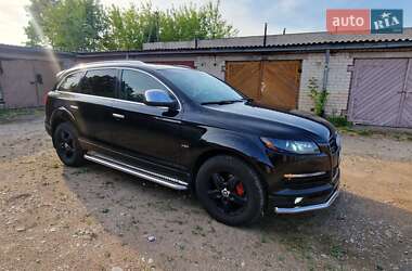 Внедорожник / Кроссовер Audi Q7 2006 в Покровске