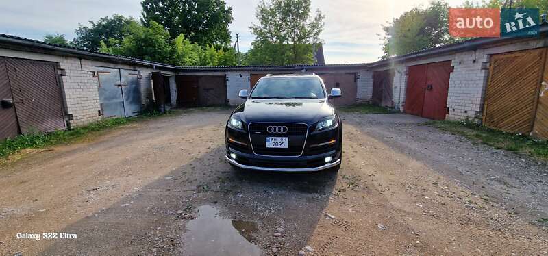 Позашляховик / Кросовер Audi Q7 2006 в Покровську